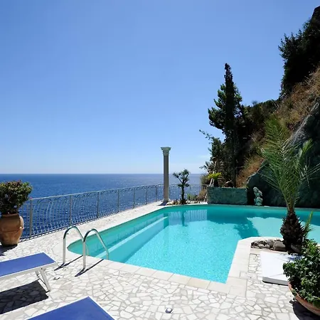 Azzurra Villa *