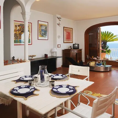 Azzurra Villa Conca dei Marini