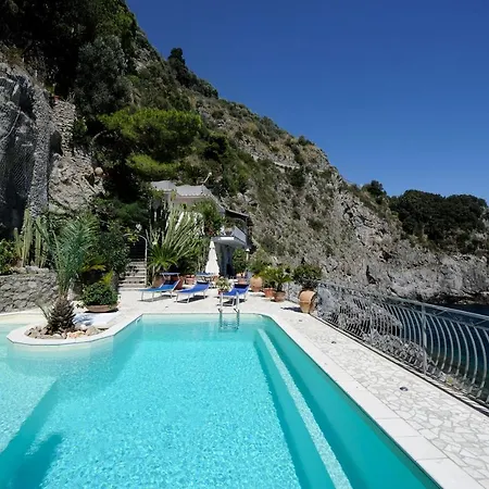 Azzurra