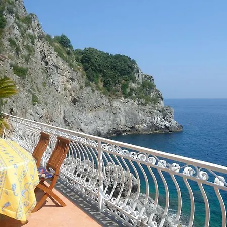 Villa Azzurra *