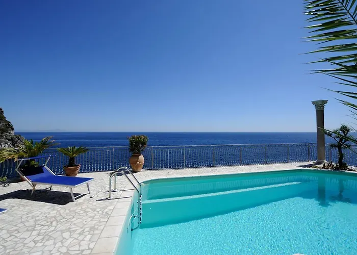Azzurra Villa